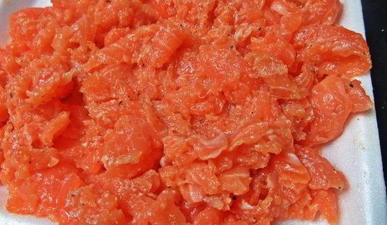 рисовая лапша с рыбой и овощами