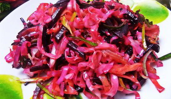 рисовая лапша с рыбой и овощами