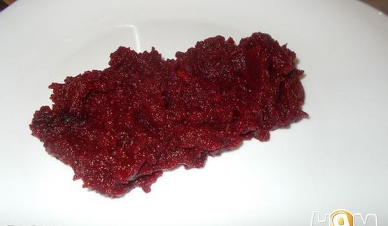 филе минтая, запеченное в белом соусе