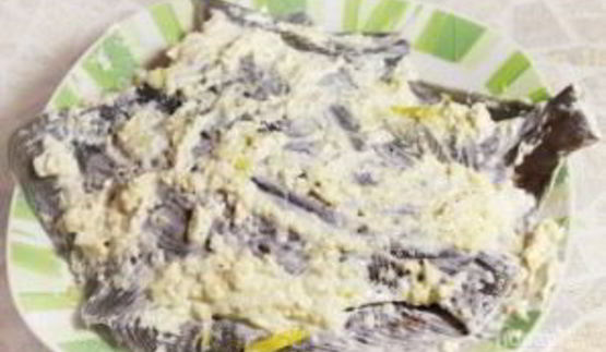 камбала под соусом