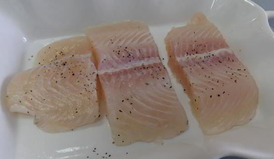 рыба с овощами, запеченная под тестом фило