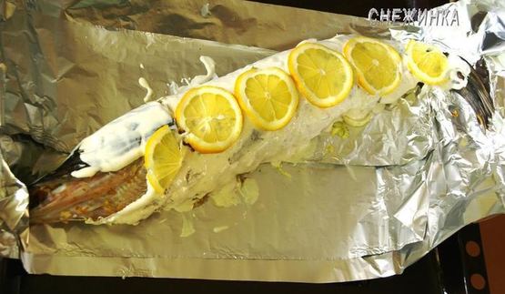 щука фаршированная, запеченная в фольге