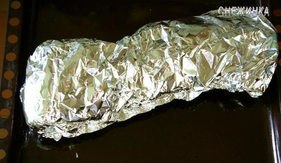 щука фаршированная, запеченная в фольге