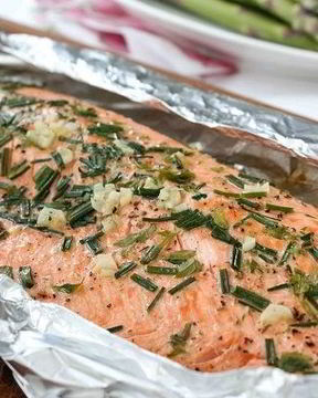 Семга на костре в фольге