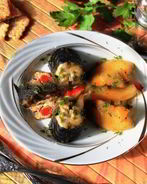 Скумбрия в духовке с картошкой