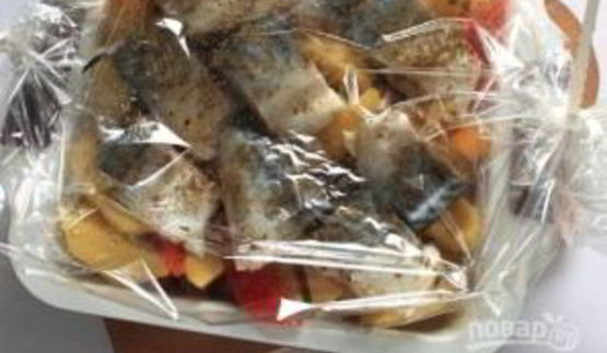 скумбрия в духовке с картошкой