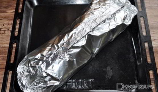 тунец, запеченный целиком