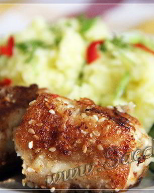 Жаренный налим в панировке с кунжутом