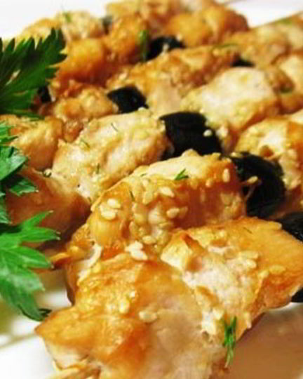 Рецепт куриного шашлыка в соевом маринаде с маслинами