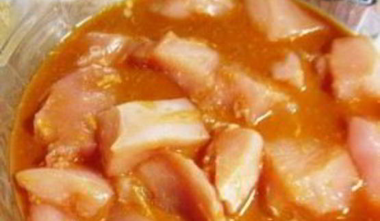 куриный шашлык в соевом маринаде с маслинами