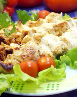 Куриные шашлычки на шпажках в духовке