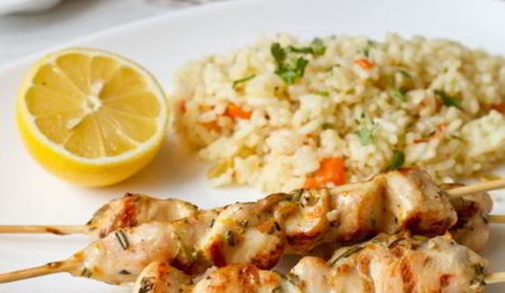 куриные шашлычки в розмариново-апельсиновом маринаде