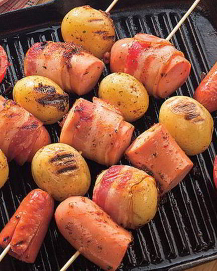 Рецепт шашлычков-ассорти из колбасок