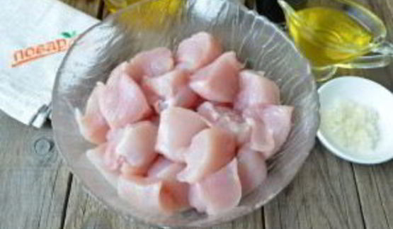 шашлычки из курицы в меду с овощами