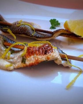 Шашлычки из рыбы с медом и розмарином
