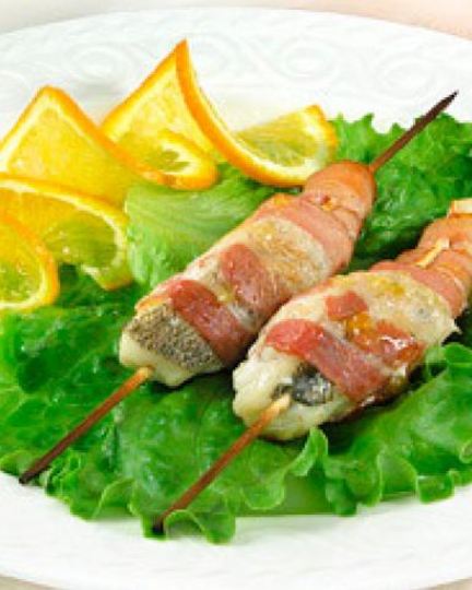 Рецепт шашлыка из филе судака и бекона