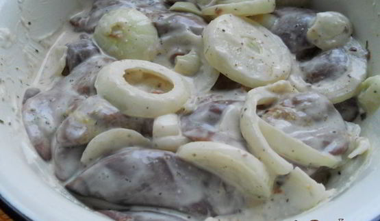 шашлык из куриной печени на сковороде