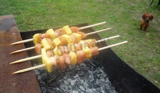 шашлык из курицы по-гавайски