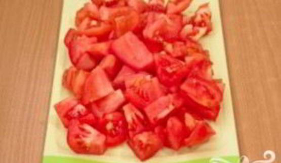 шашлык из свинины, маринованый в помидорах