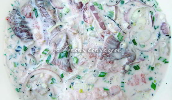 шашлык из свинины в кефире с зеленым луком