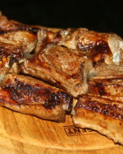 Рецепт шашлыка из свиных ребрышек в быстром маринаде