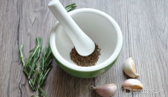 шашлык, маринованный в квасе со специями