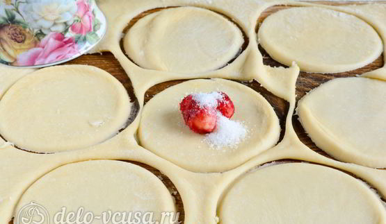 вареники с клубникой