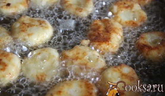 жареные картофельно-творожные клецки