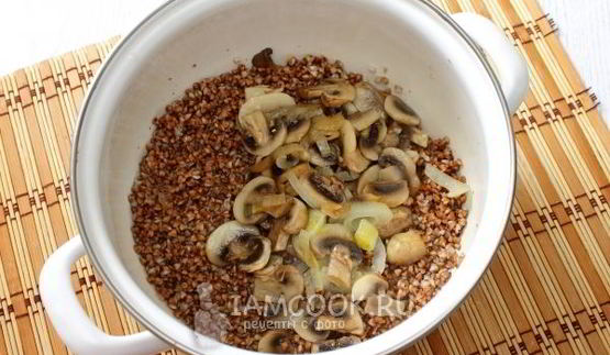 гречневая каша с грибами