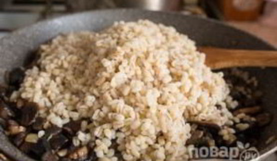 перловая каша с грибами