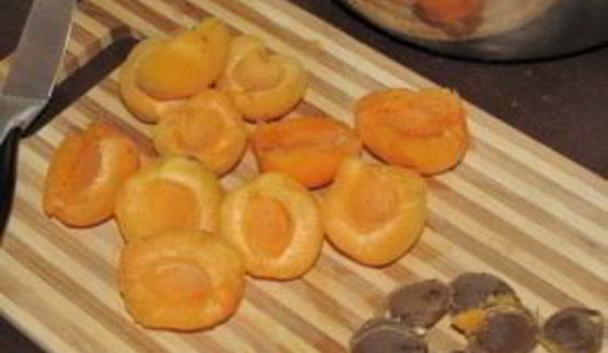 абрикос в сиропе на зиму