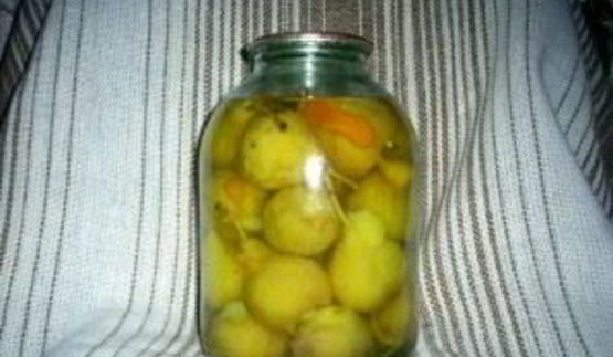 груши в сахарном сиропе