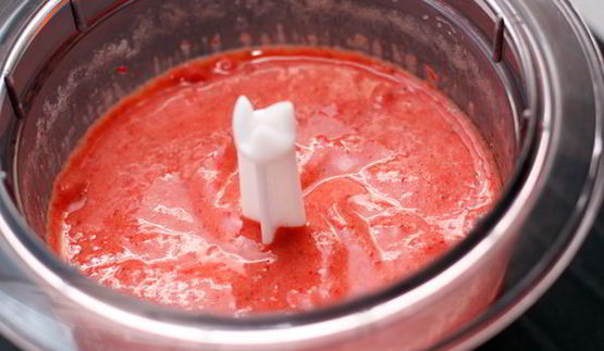 клубничный коктейль