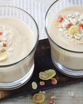 Коктейль фруктовый с мюсли