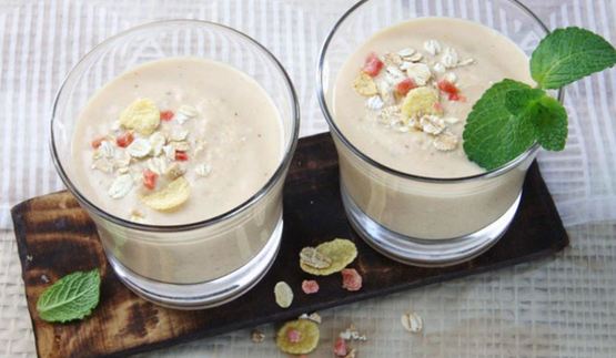 коктейль фруктовый с мюсли