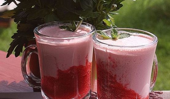 коктейль из ряженки с малиной