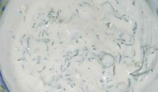 коктейль морской в сметане с зеленью