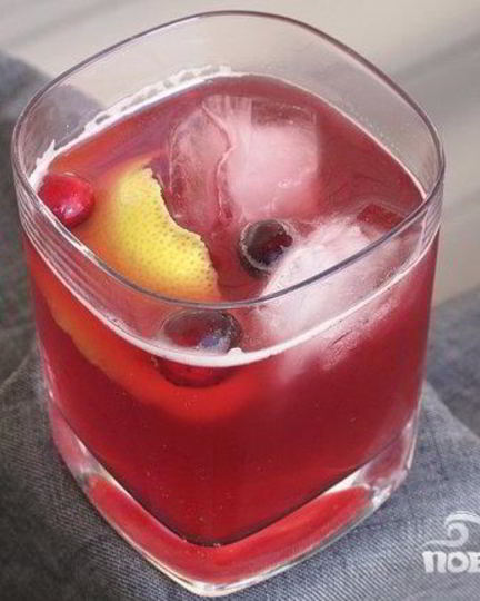 Рецепт коктейля с клюквой и лимончелло