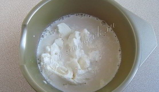 коктейль с ликером амаретто и мороженым