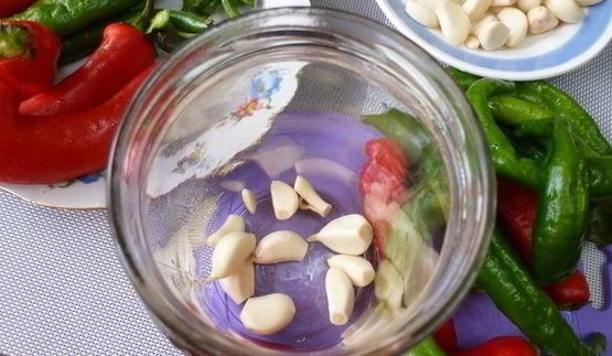 острый перец в кисло-сладком сиропе