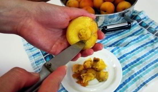 персики в сиропе