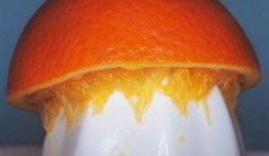 персиковый витаминный напиток