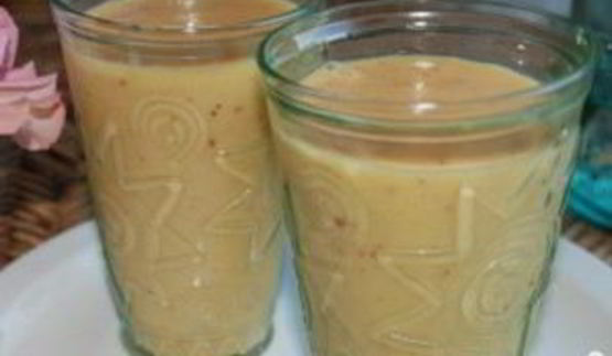 персиковый витаминный напиток