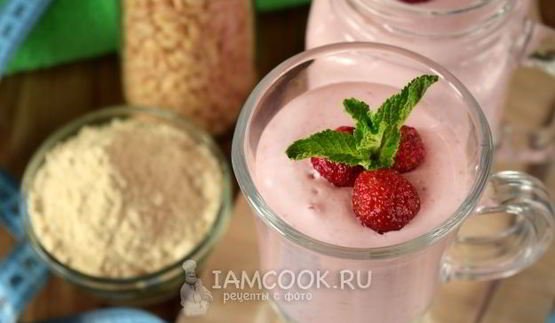 протеиновый коктейль с творогом и кедровой мукой