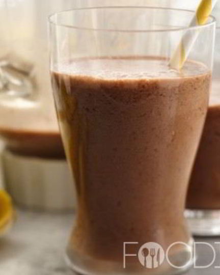 Рецепт шоколадна-бананового коктейль