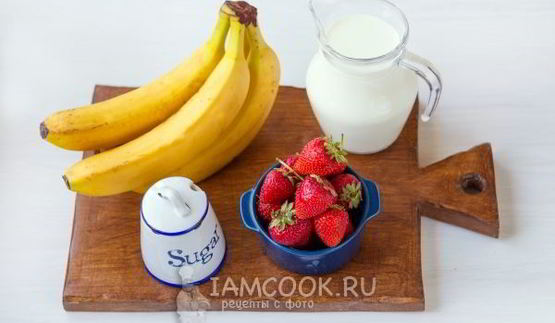 клубнично-банановый смузи