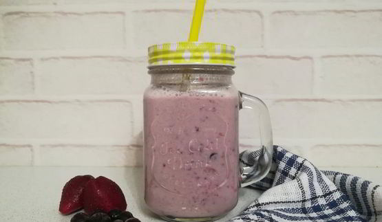 ягодный смузи