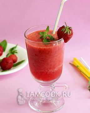 Ягодный коктейль с мятой