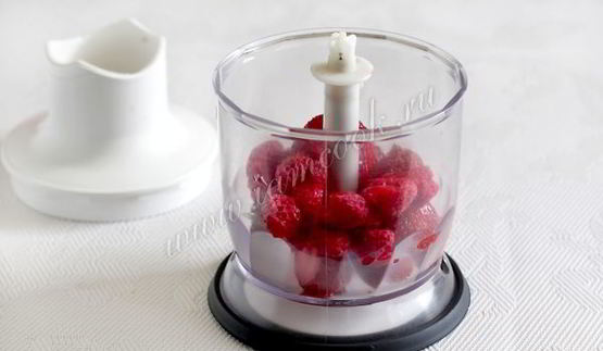 ягодный коктейль с мятой