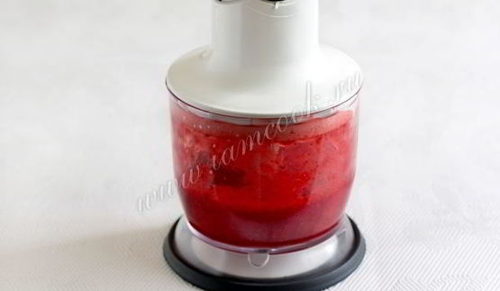 ягодный коктейль с мятой